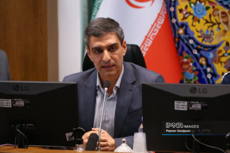 کاهش خاموشی‌های برق ناگهانی با ۳۶ بسته مدیریتی در استان اصفهان / توسعه انرژی‌های پاک