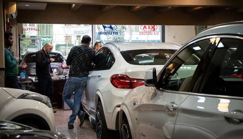تمدید محدودیت‌های ثبت‌نام خودرو توسط شورای رقابت