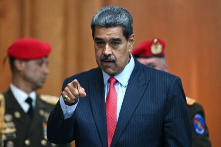 واکنش «مادورو» به استقرار ناوهای آمریکایی در سواحل ونزوئلا