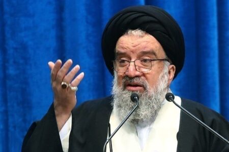 آقای خاتمی مصوبات شورای نگهبان مقدس نیست!