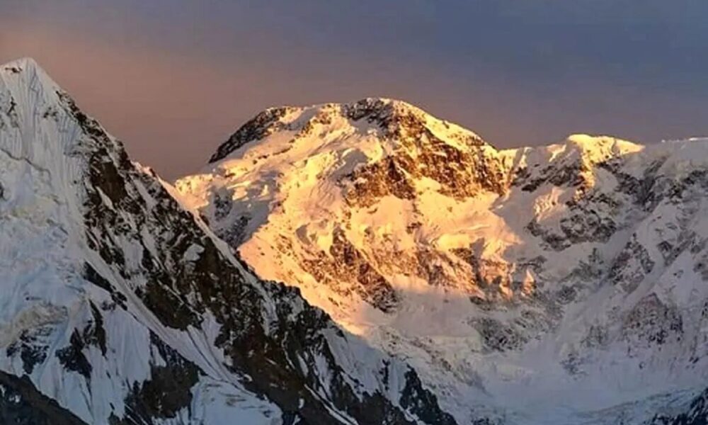سقوط کوهنوردان ایرانی از قرقیزستان به چین؛ یک احتمال تلخ مطرح شد
