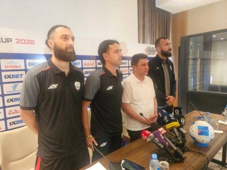 فارسی حرف زدن کاپیتان افغانستان سوژه شد؛ سرمربی خارجی برای ایران کری خواند +ویدیو