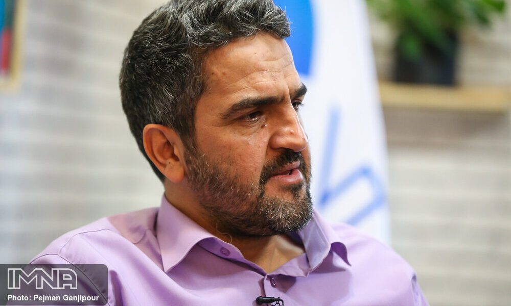 بانک‌ها روزانه ۱۰ هزار میلیارد تومان خلق پول می‌کنند