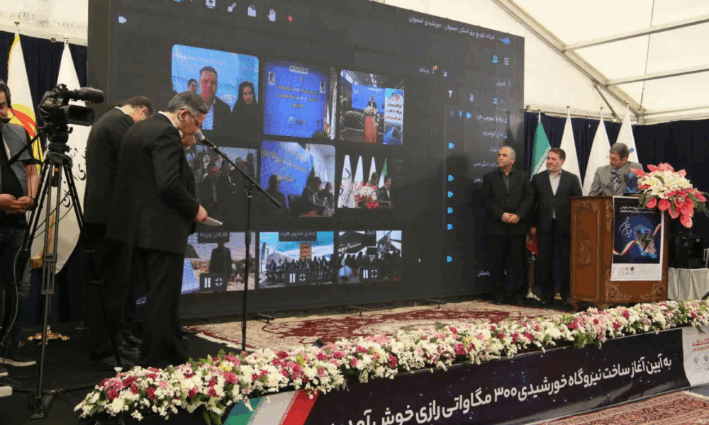 وزیر نیرو: نسل چهارم صنعت نیازمند منابع نوین انرژی است
