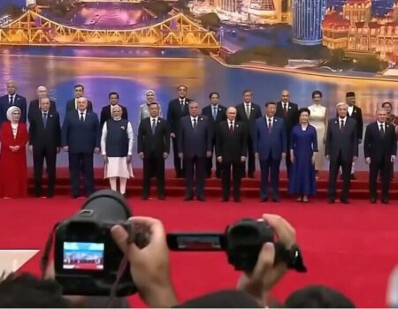 پزشکیان از عکس یادگاری اجلاس شانگهای جا ماند؟
