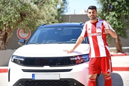 اتومبیل مهدی طارمی در یونان