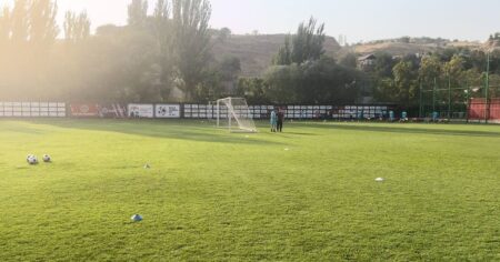 ویدیو| عجایب ورزشگاه میزبان تیم ملی فوتبال ایران را تماشا کنید