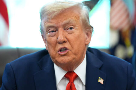 ترامپ پس از یک هفته غیبت: فرماندهی فضایی آمریکا را به آلاباما منتقل می‌کنیم