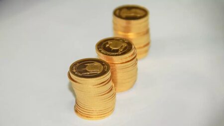 تفاوت حراج و پیش‌فروش سکه طلا + شرایط خرید، قیمت و زمان تحویل در مرکز مبادله ایران