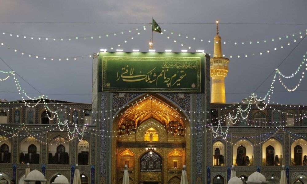 تیم ملی کشتی به پابوس امام رضا(ع) رفت +ویدیو