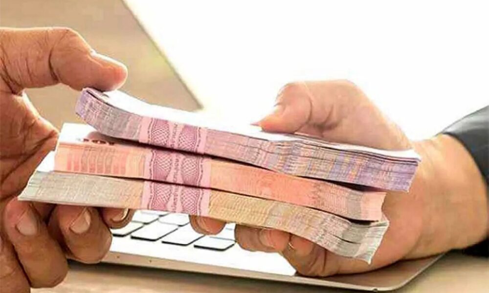 سقف پرداخت وام خُرد به ۴۰۰ و قرض‌الحسنه به ۵۰۰ میلیون تومان افزایش پیدا کرد