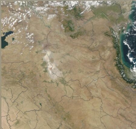 دریاچه ارومیه به تاریخ پیوست +عکس