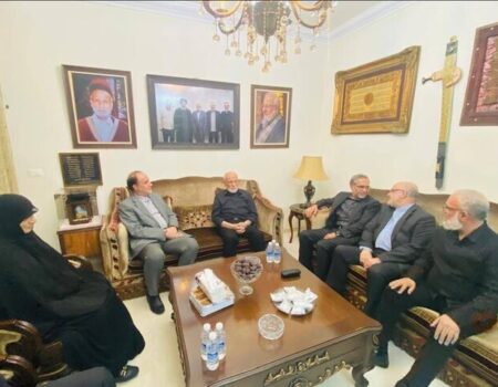 دیدار هیئت پارلمانی ایران با خانواده شهید نصرالله