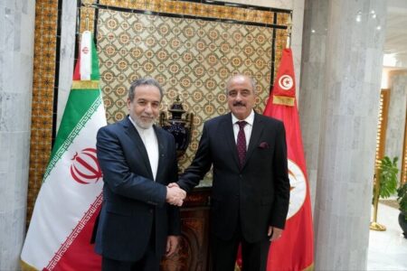 ابراز نگرانی وزیران امور خارجه ایران و تونس از بسط دامنه جنگ‌افروزی رژیم صهیونیستی