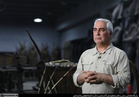 از «مهاجر» تا «موسیٰ»/ پیوند ۳۴ ساله حاتمی‌کیا با رهبر انقلاب