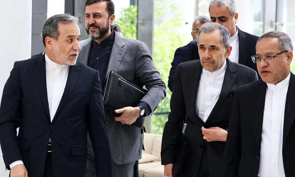 سیاست خارجی در پستو شکل نمی‌گیرد | دیپلماسی فقط مذاکره با آژانس نیست