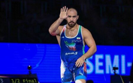 امیرحسین زارع مدال طلای جهان را به این افراد تقدیم کرد +ویدیو