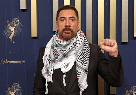 حمایت صریح خاویر باردم از فلسطین در فرش قرمز امی ۲۰۲۵ حمایت صریح خاویر باردم از فلسطین در فرش قرمز امی ۲۰۲۵