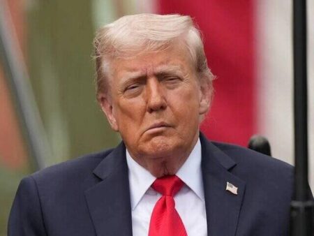 عملکرد ترامپ در حوزه اقتصاد کاهش پیدا کرد