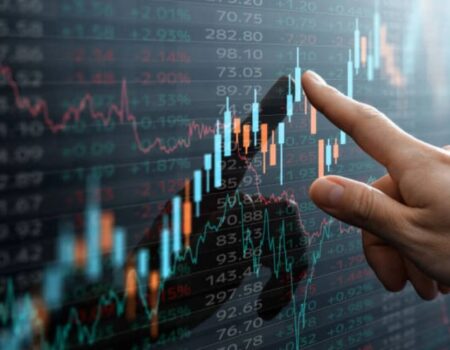 بازگشت آرامش به بورس؛ فرصت خرید در سطوح حمایتی / بازار سرمایه در مسیر تثبیت و توسعه