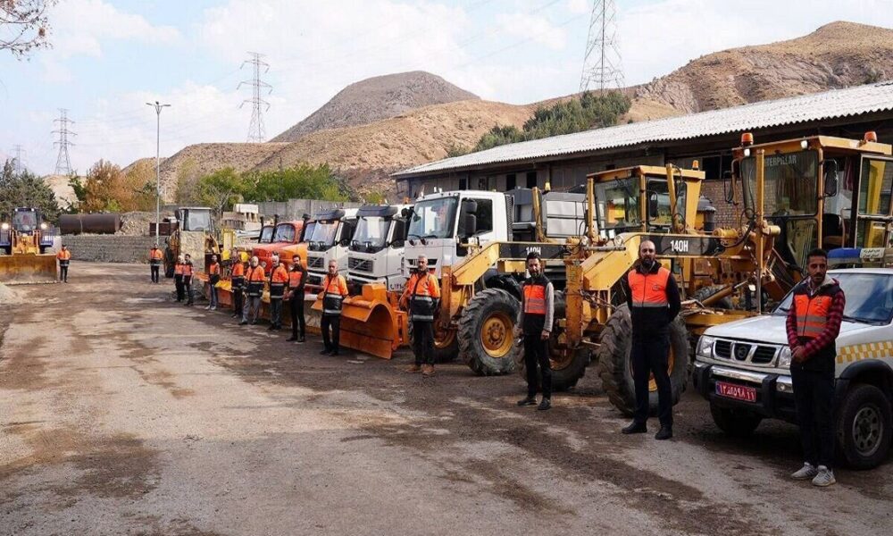 تحقق نیمی از هدف‌گذاری نوسازی ۱۰۰۰ دستگاه ماشین‌آلات راهداری در کشور