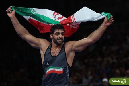 هادی ساروی با هدیه خاص هوادار ازبک غافلگیر شد +ویدیو