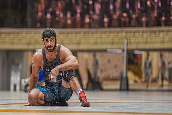 قهرمان تیم ملی کشتی با بیماری مخفی دست و پنجه نرم میکند؟ قهرمان تیم ملی کشتی با بیماری مخفی دست و پنجه نرم میکند؟