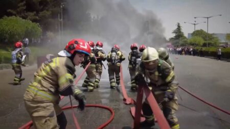 ویدیویی جذاب از بانوان آتش‌نشان ایرانی را ببینید