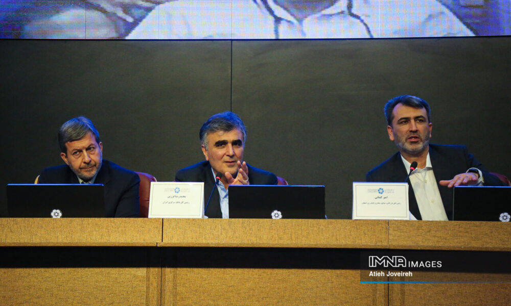 نرخ کنونی ارز واقعی نیست/ حمایت ویژه از صنایع کوچک با تسهیلات ارزان نرخ کنونی ارز واقعی نیست / حمایت ویژه از صنایع کوچک با تسهیلات ارزان