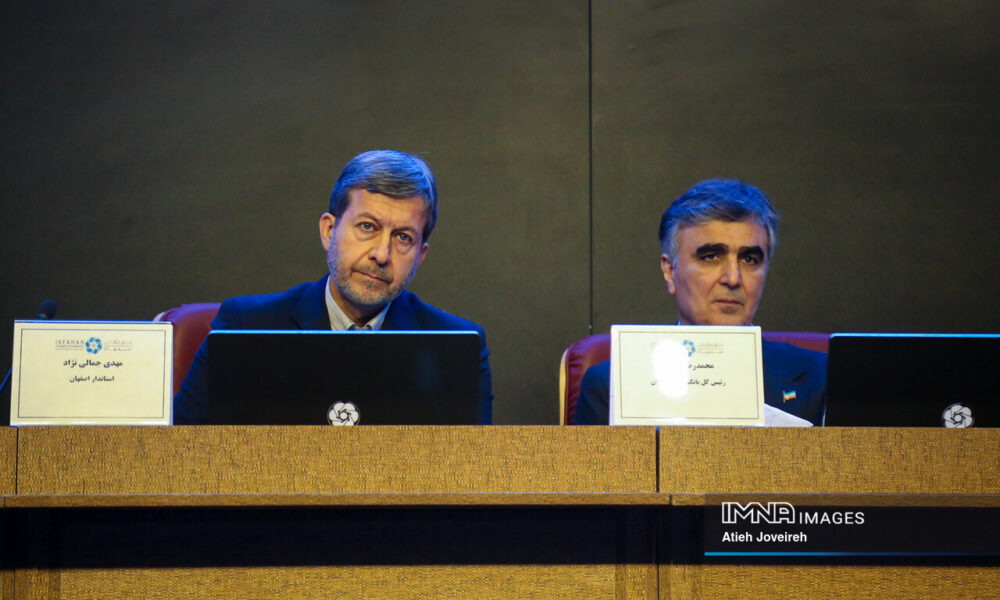 اصفهان یکی از ستون‌های اصلی اقتصاد ایران است / بانک ها از تولیدکنندگان حمایت کنند