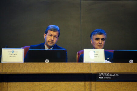 اصفهان یکی از ستون‌های اصلی اقتصاد ایران است / بانک ها از تولیدکنندگان حمایت کنند