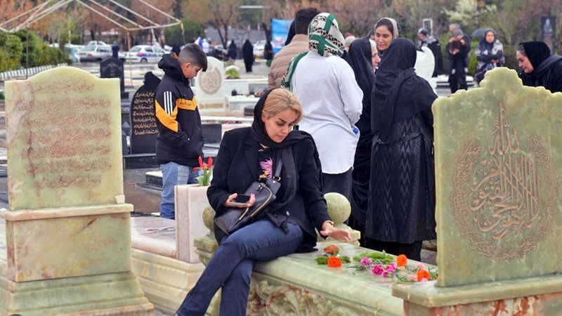 مُردن ۴۵درصد گران شد! / هزینه‌های عجیب آمبولانس، قبر، کفن و دفن