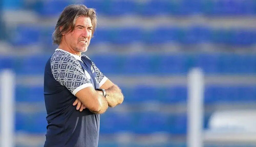 سرمربی استقلال روی نام‌های سفارشی خط قرمز می‌کشد؟