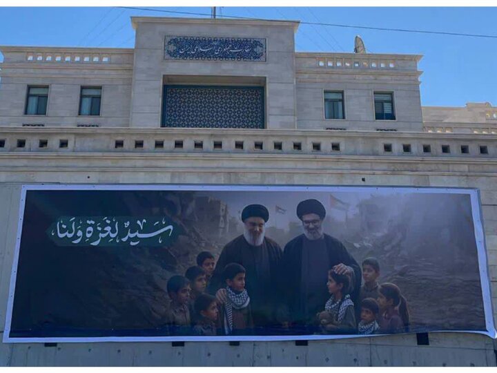 رونمایی از اولین دیوارنگاره سفارت ایران در بیروت