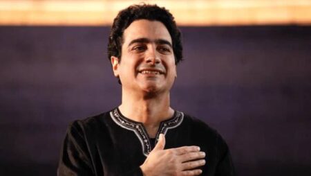 همایون شجریان عزادار شد همایون شجریان عزادار شد