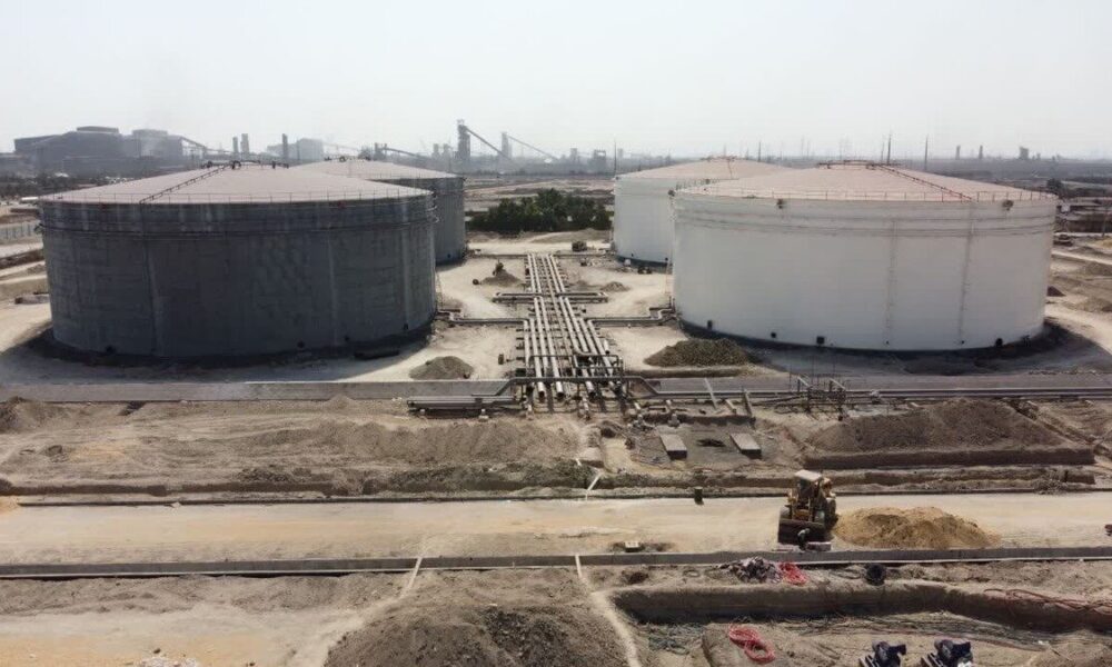 چین ۱۱ پایگاه جدید ذخیره‌سازی نفت احداث می‌کند