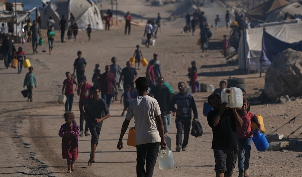 فاز نخست طرح ترامپ برای غزه از ساعت ۱۲ ظهر اجرایی میشود/ جزئیات توافق فاش شد فاز نخست طرح ترامپ برای غزه از ساعت ۱۲ ظهر اجرایی میشود/ جزئیات توافق فاش شد