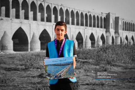 انفعال وزارت نیرو و کشور عامل اصلی بحران زاینده رود است