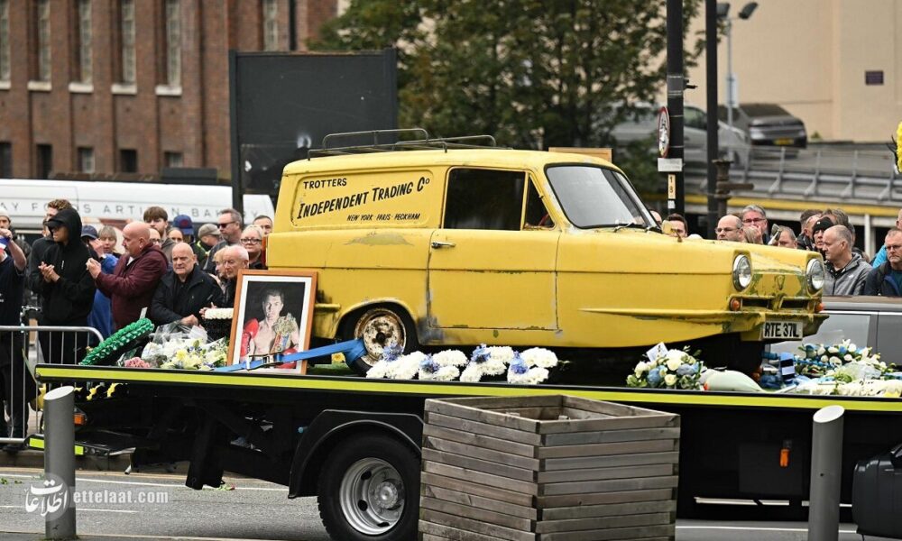 وین رونی در مراسم تشییع بوکسور مشهور بریتانیایی +تصاویر