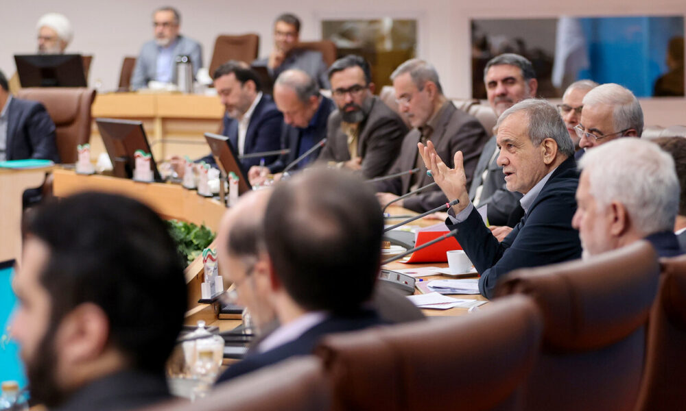 نشست مشترک استانداران با رئیس‌جمهور برگزار شد