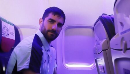 دعوت ناگهانی بازیکن پرسپولیس به دوبی جنجال به راه انداخت؛ تاج و قلعه‌نویی پاسخگو باشند!