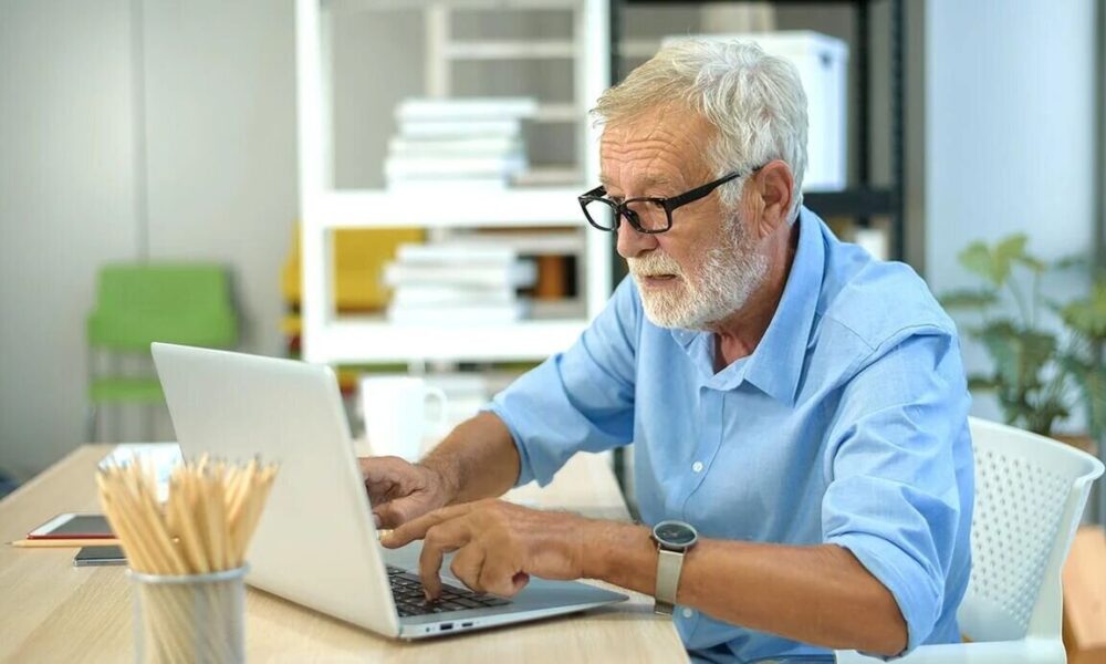 با انجام این کارها مغزتان را جوان نگه دارید با انجام این کارها مغزتان را جوان نگه دارید