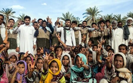 بچه‌هایی که قید مدرسه را زده‌اند؛ آمارها عمق فاجعه را فریاد می‌زنند