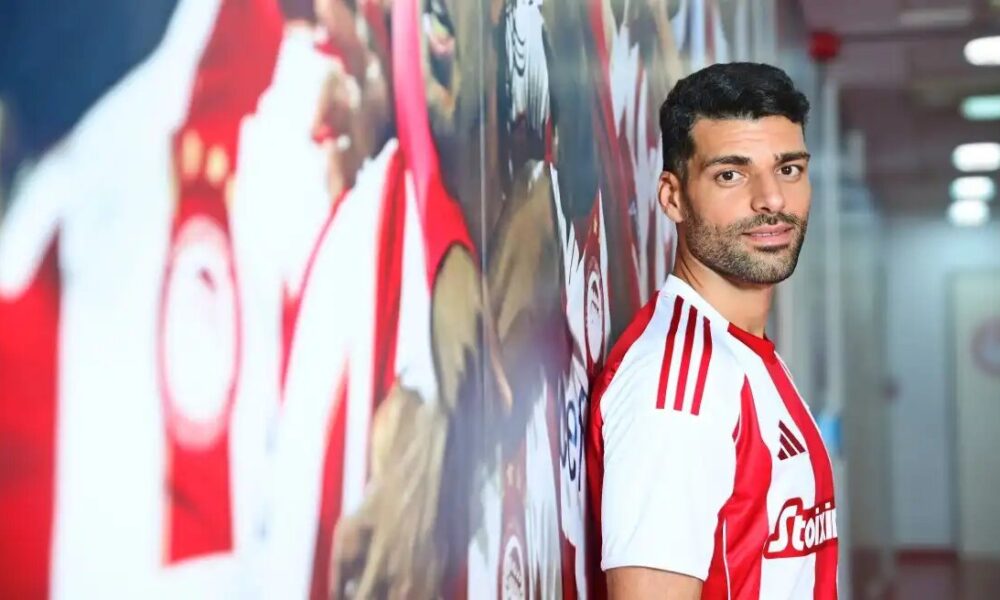 کسی در یونان از طارمی راضی نیست/ یک جای کار میلنگد کسی در یونان از طارمی راضی نیست/ یک جای کار میلنگد