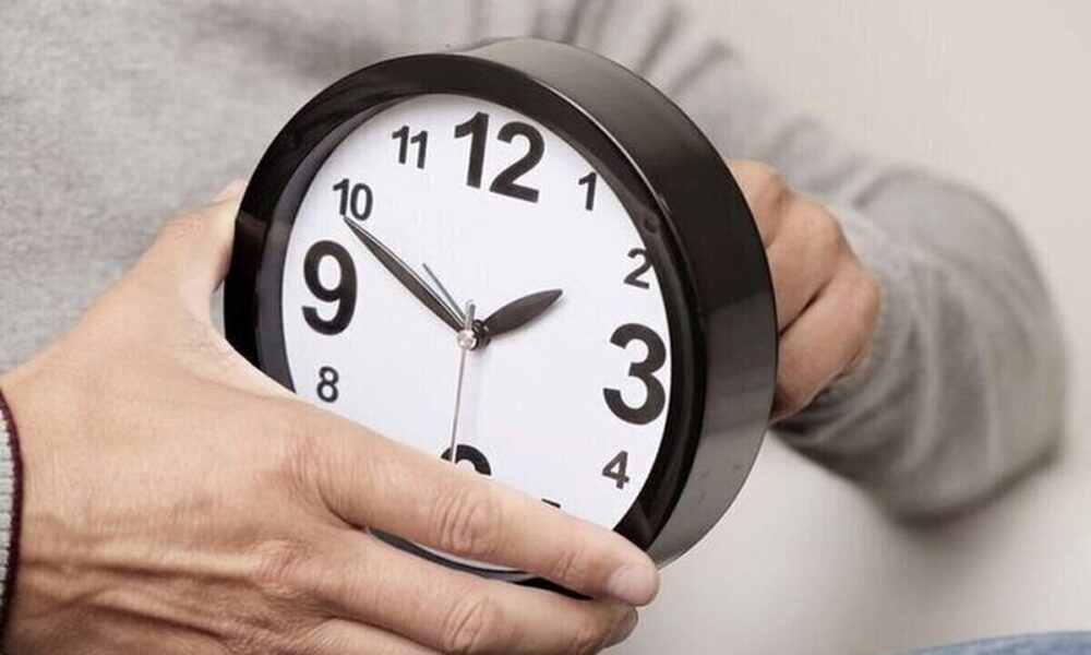 جزییات مهم درباره ساعت کاری کارمندان منتشر شد جزییات مهم درباره ساعت کاری کارمندان منتشر شد