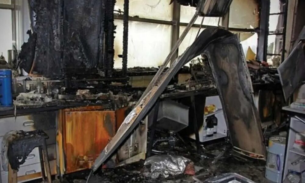 دانشگاه تهران مشکل ایمنی دارد؛ هر کپسول، یک بمب! دانشگاه تهران مشکل ایمنی دارد؛ هر کپسول، یک بمب!