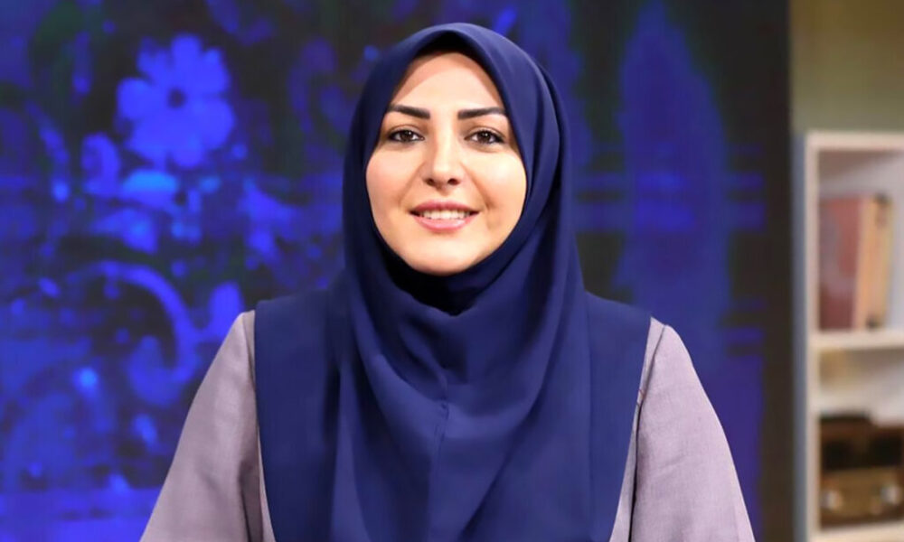 حمله مجری زن تلویزیون به وحید هاشمیان روی آنتن زنده: جایگاه شما پرسپولیس نیست!