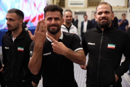 انگشتر رهبر انقلاب به این ورزشکار رسید +عکس انگشتر رهبر انقلاب به این ورزشکار رسید +عکس