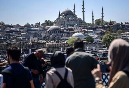 ایرانی‌ها در ۷ماه گذشته ۹۰۰۰۰۰۰۰۰۰۰۰۰۰ تومان خرج ترکیه کردند!