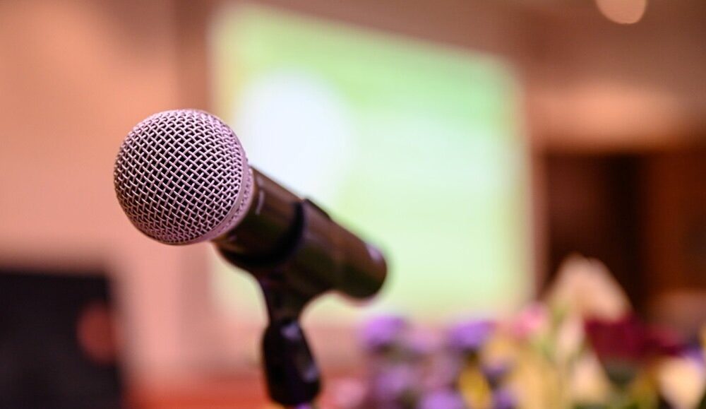 وعده‌های بی‌اساس ندهید!